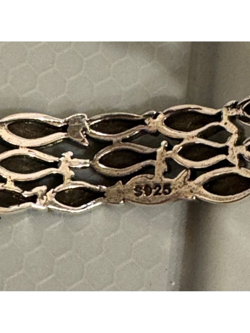 925 Silver Fish Cuff Bracelet #1551 - Picture 7 of 7